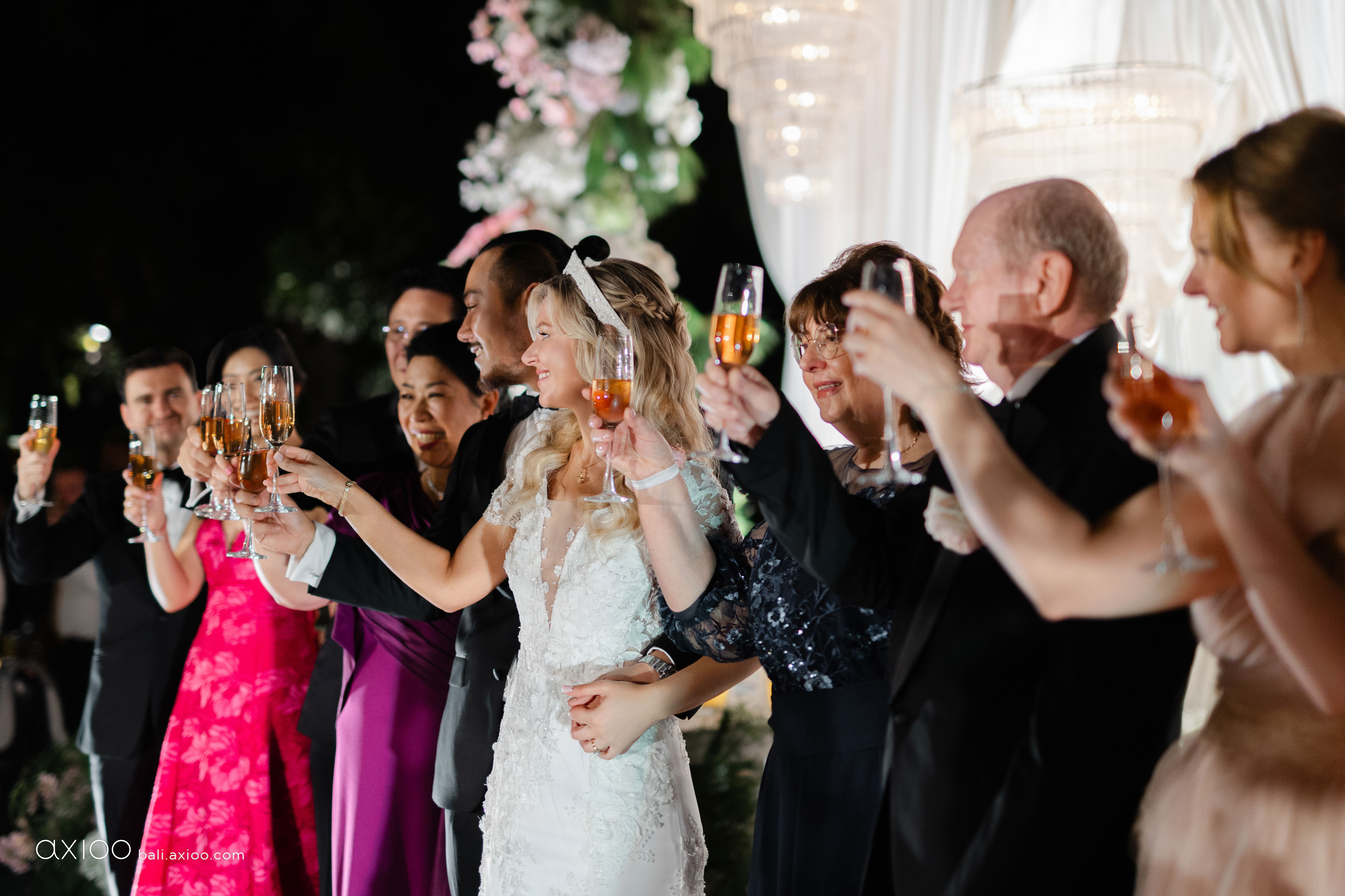 Axioo: A Reign of Forever